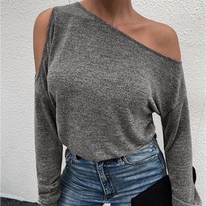 Gray cold shoulder sweatshirt